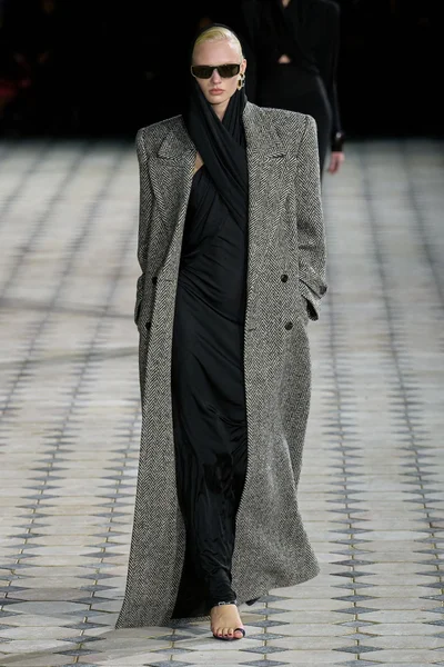 Look 38